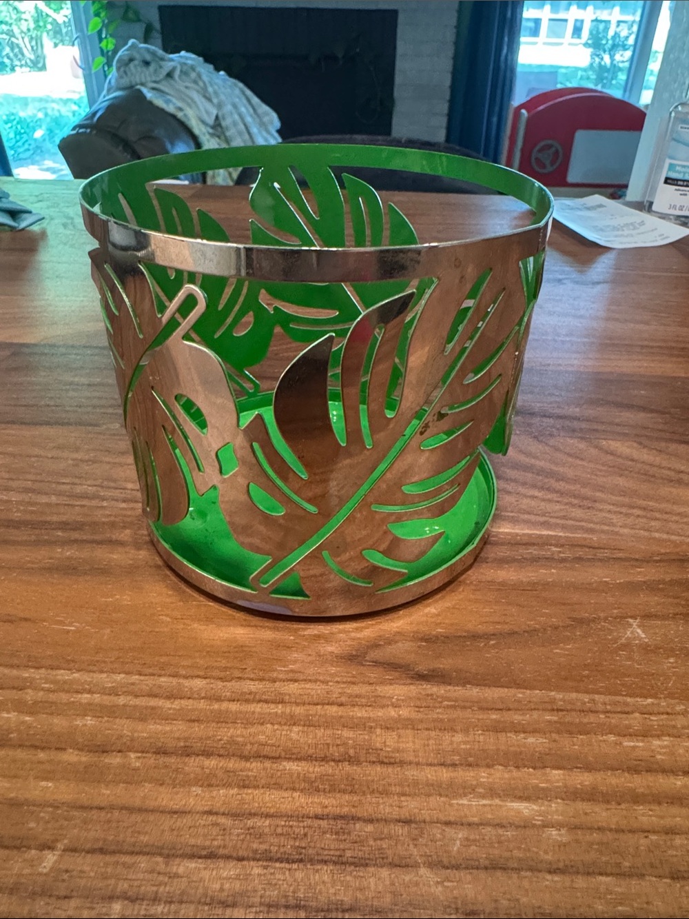 Bath and Body Works Green Leaf Cutout Metal Candle Holder - Home Accents